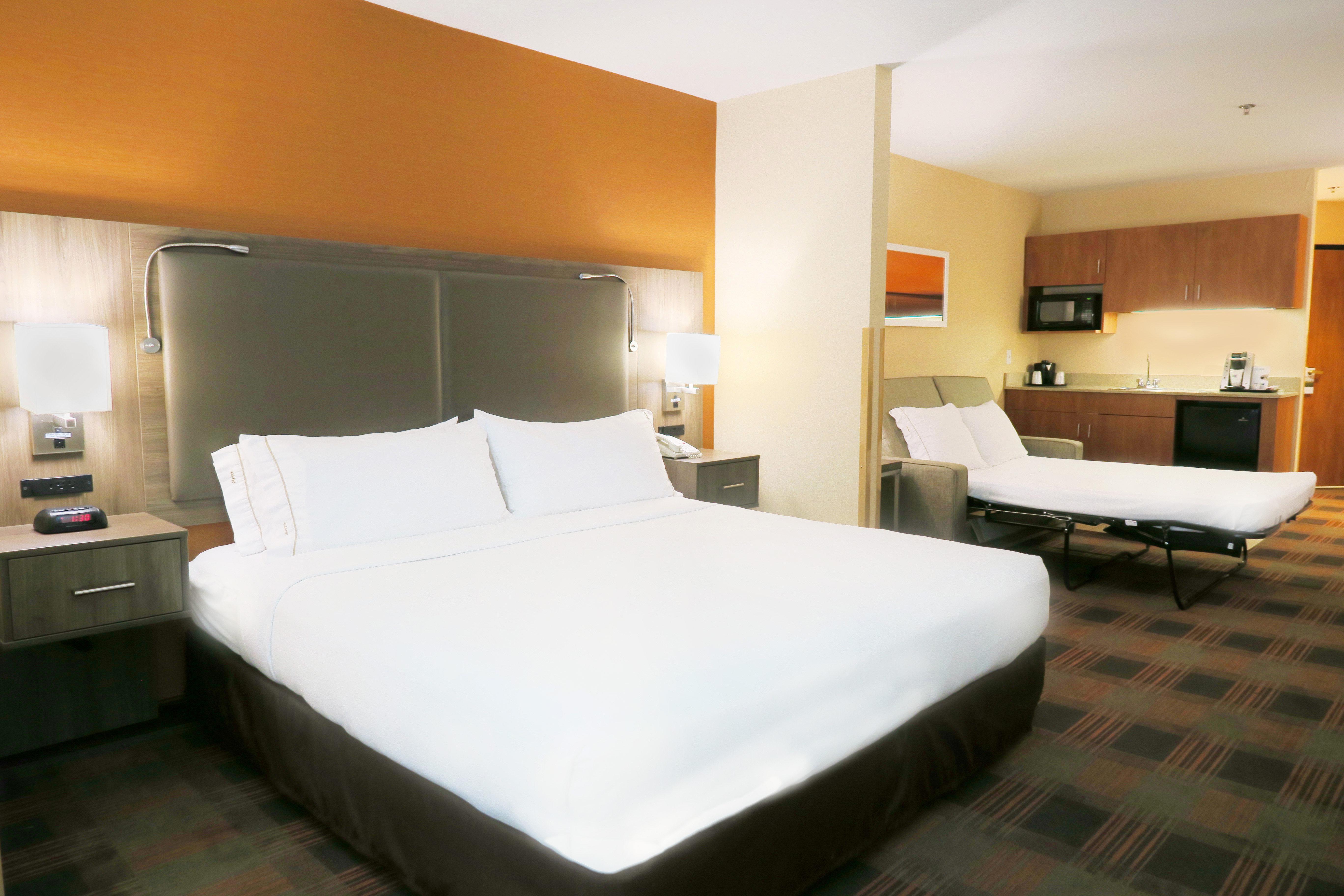 Holiday Inn Express & Suites Elk Grove Central - Hwy 99 By Ihg Exteriér fotografie