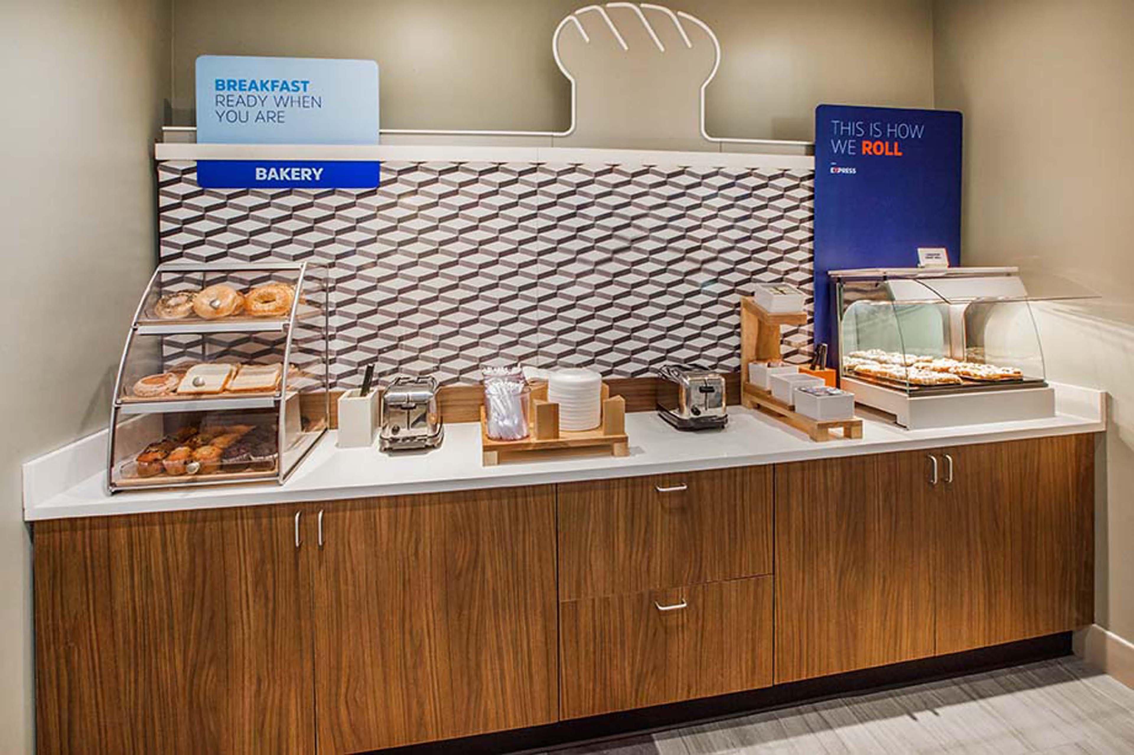 Holiday Inn Express & Suites Elk Grove Central - Hwy 99 By Ihg Exteriér fotografie