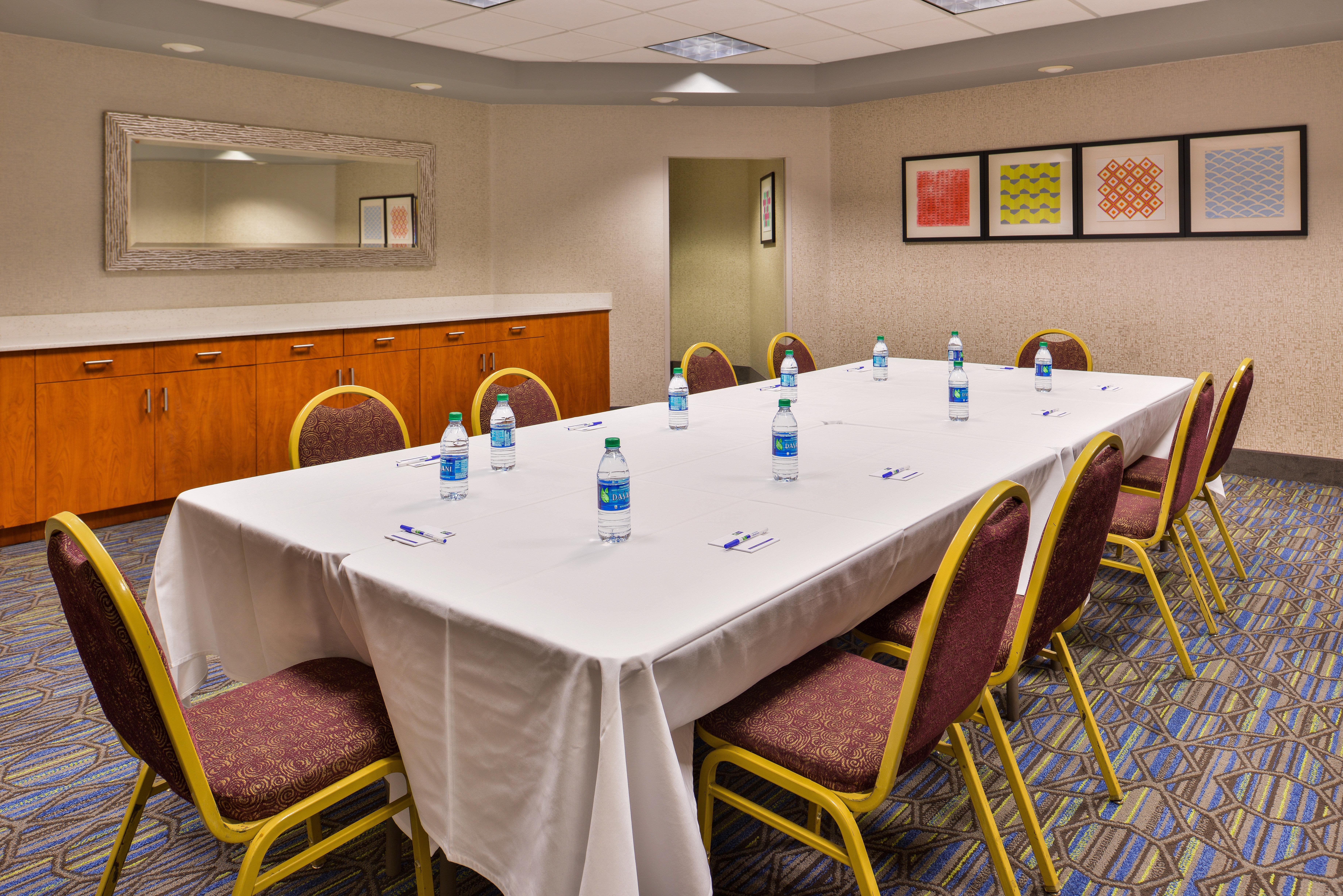 Holiday Inn Express & Suites Elk Grove Central - Hwy 99 By Ihg Exteriér fotografie
